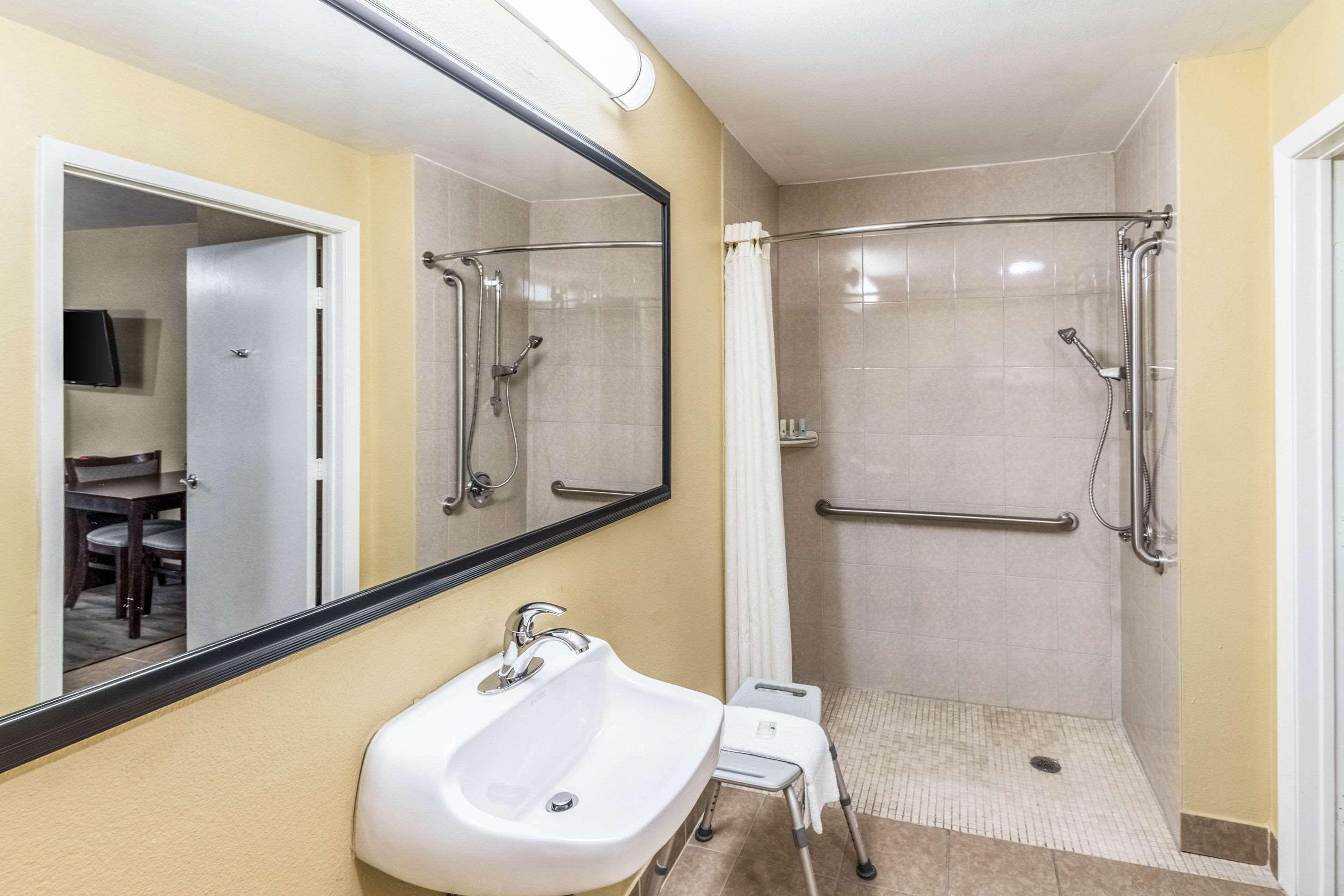 Quality Inn Corsicana Exteriör bild